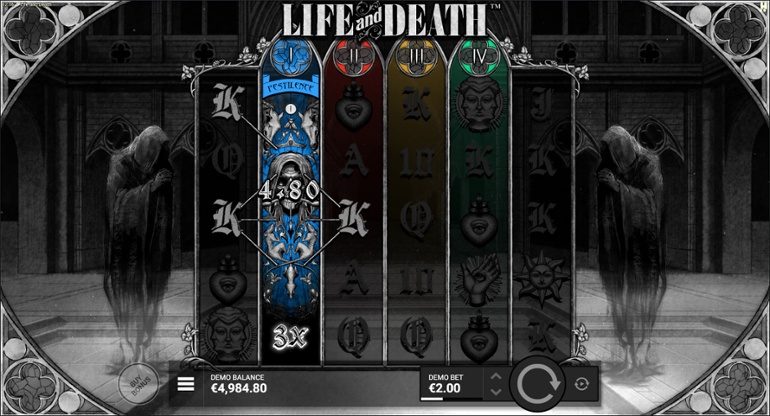 Life and Death slot - Expanding Wild Win